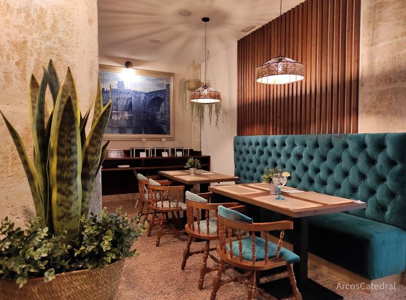 Hotel Arcos Catedral - Restoran