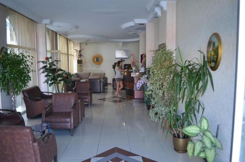 Ayvalik Palas Hotel - Lobi