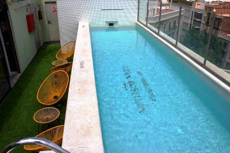 1881 BARCELONA GRAN ROSELLON HOTEL - Havuz