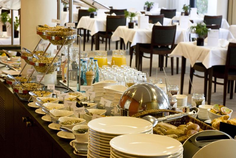 Corbin München Airport Business Hotel - Restoran