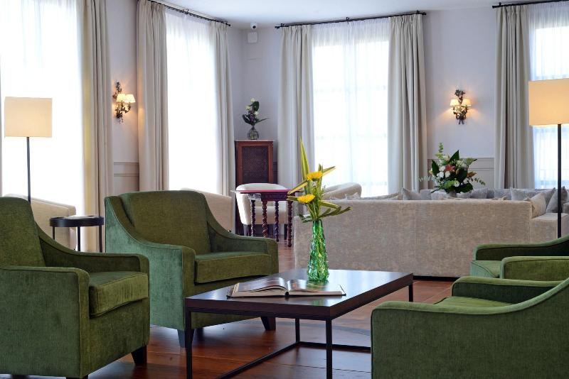 Hotel Casa Anamaria - Lobi