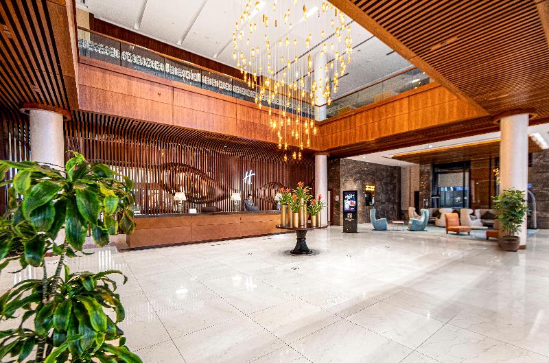 Holiday Inn Baku - Lobi