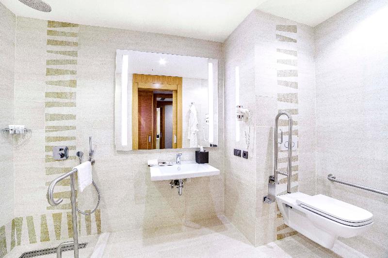 Holiday Inn Baku - Oda