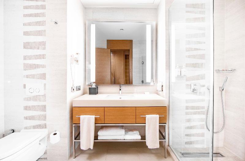 Holiday Inn Baku - Oda