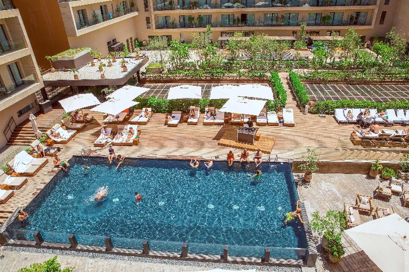 Radisson Blu Hotel Marrakech Carré Eden - Havuz
