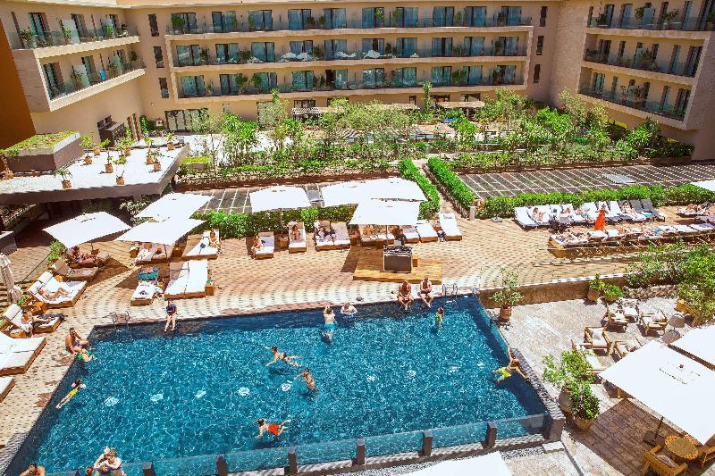 Radisson Blu Hotel Marrakech Carré Eden - Havuz