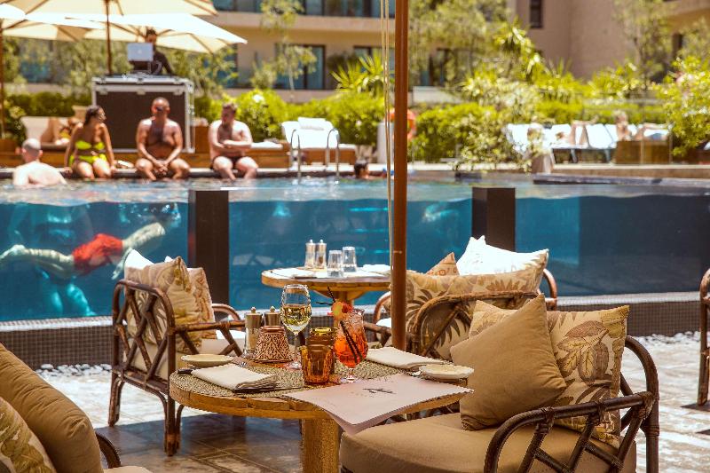Radisson Blu Hotel Marrakech Carré Eden - Havuz