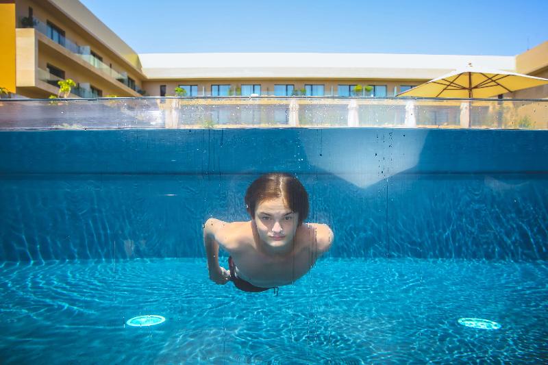 Radisson Blu Hotel Marrakech Carré Eden - Havuz