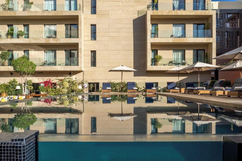Radisson Blu Hotel Marrakech Carré Eden - Havuz