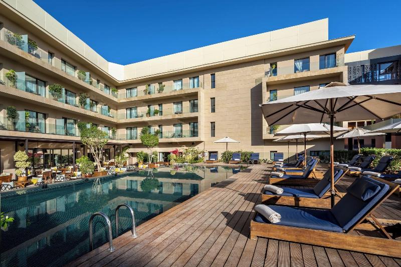 Radisson Blu Hotel Marrakech Carré Eden - Havuz