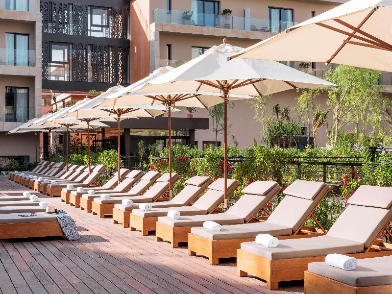 Radisson Blu Hotel Marrakech Carré Eden - Havuz