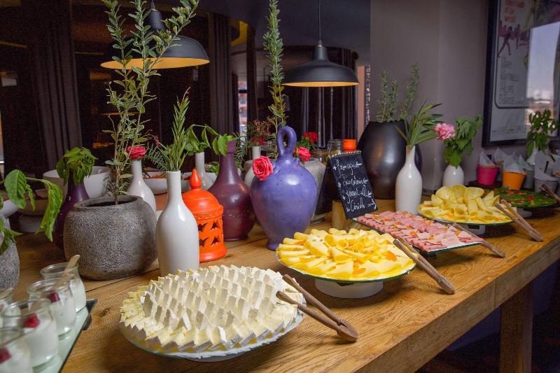 Radisson Blu Hotel Marrakech Carré Eden - Restoran