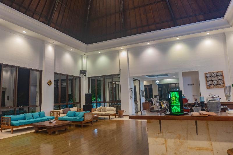 Jambuluwuk Convention Hall Resort Batu - Bar