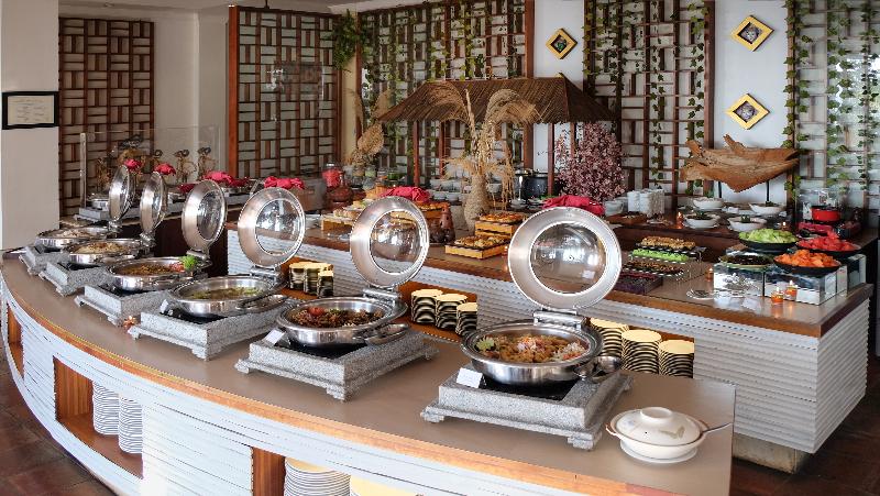 Jambuluwuk Convention Hall Resort Batu - Restoran