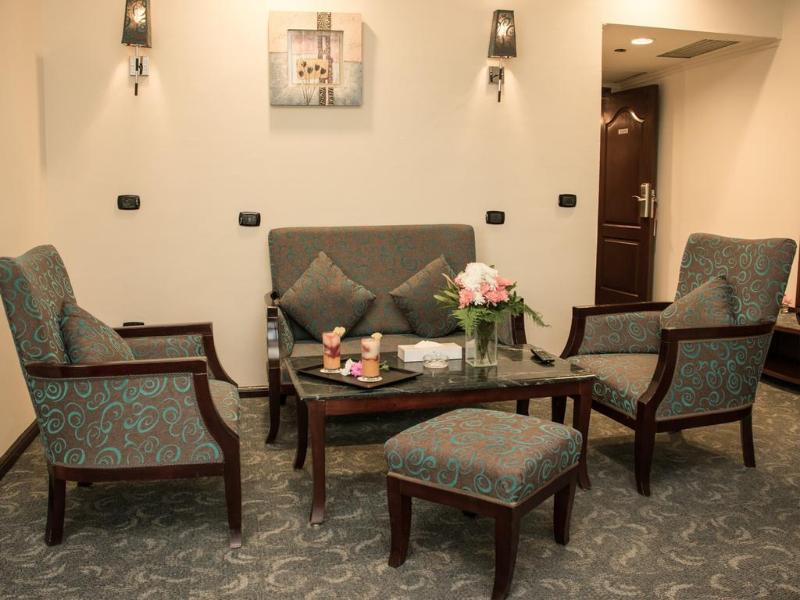 Cherry Maryski Hotel - Oda