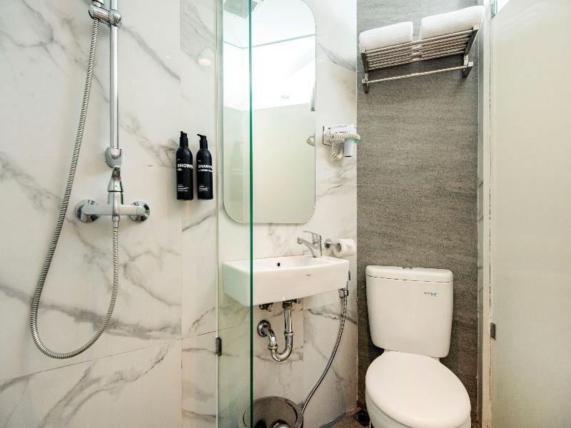 HARRIS Hotel & Conventions Gubeng Surabaya - Oda