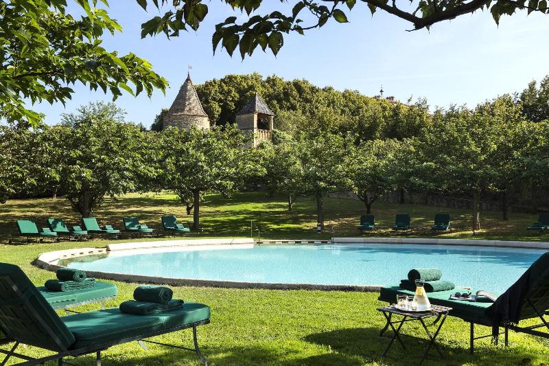 Chateau De Bagnols - Havuz