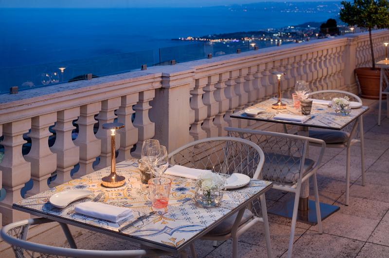 NH Collection Taormina - Teras