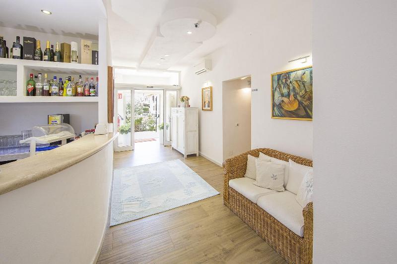Olbia City Hotel - Lobi