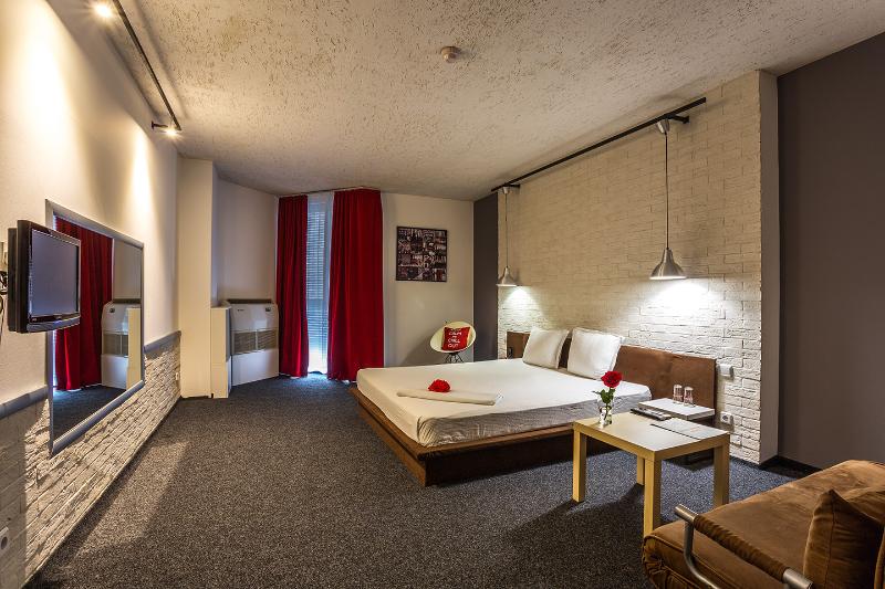Simona Art Hotel - Oda