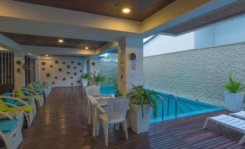 Beachwood Hotel and Spa at Maafushi - Genel