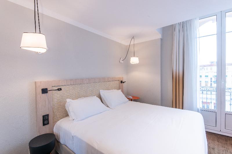 Hotel Vendome - Oda