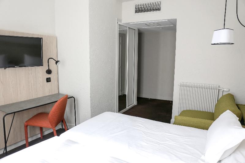 Hotel Vendome - Oda
