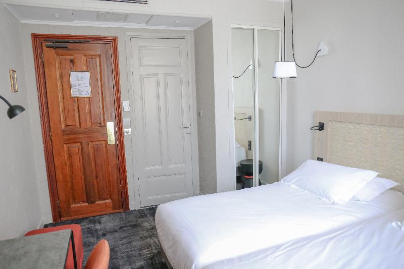Hotel Vendome - Oda