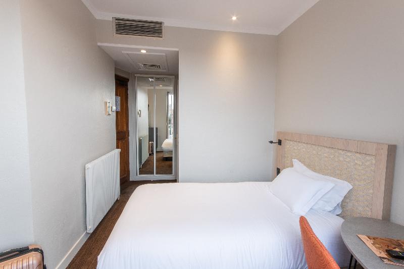 Hotel Vendome - Oda