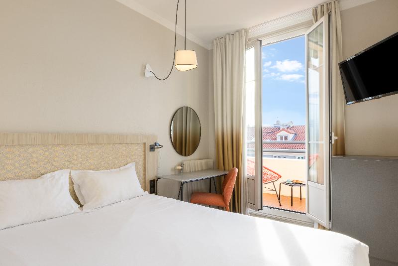 Hotel Vendome - Oda
