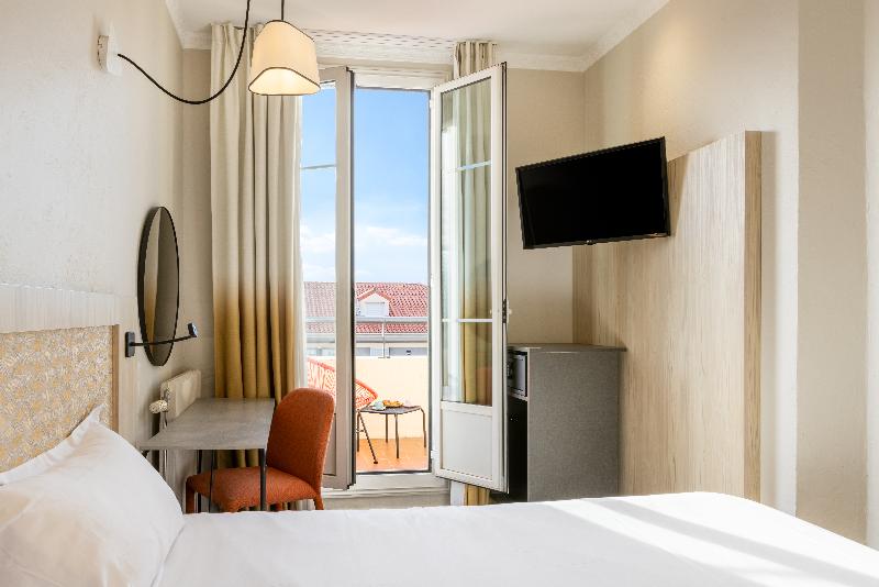 Hotel Vendome - Oda