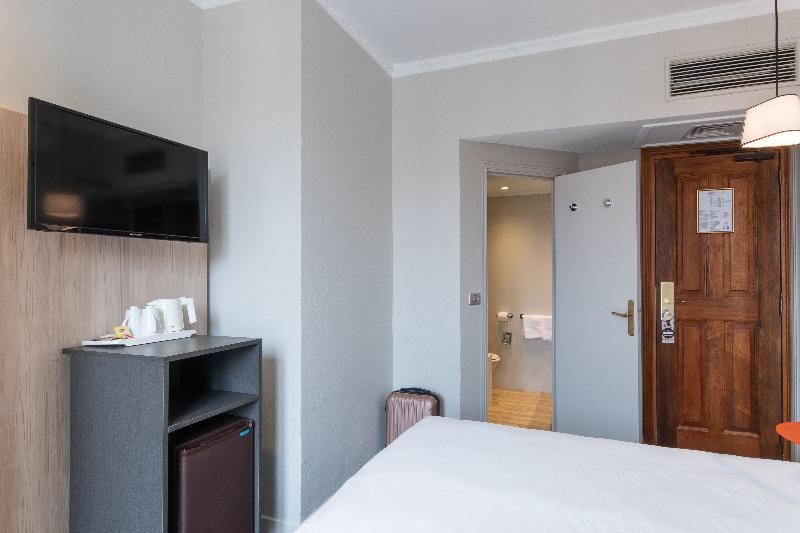 Hotel Vendome - Oda