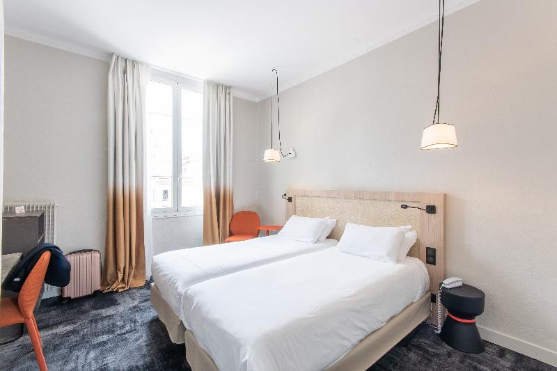 Hotel Vendome - Oda