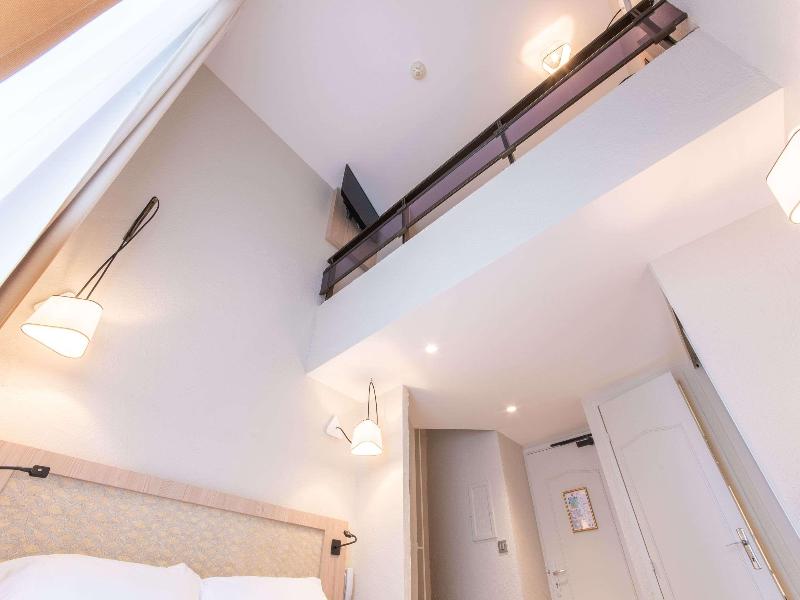 Hotel Vendome - Oda