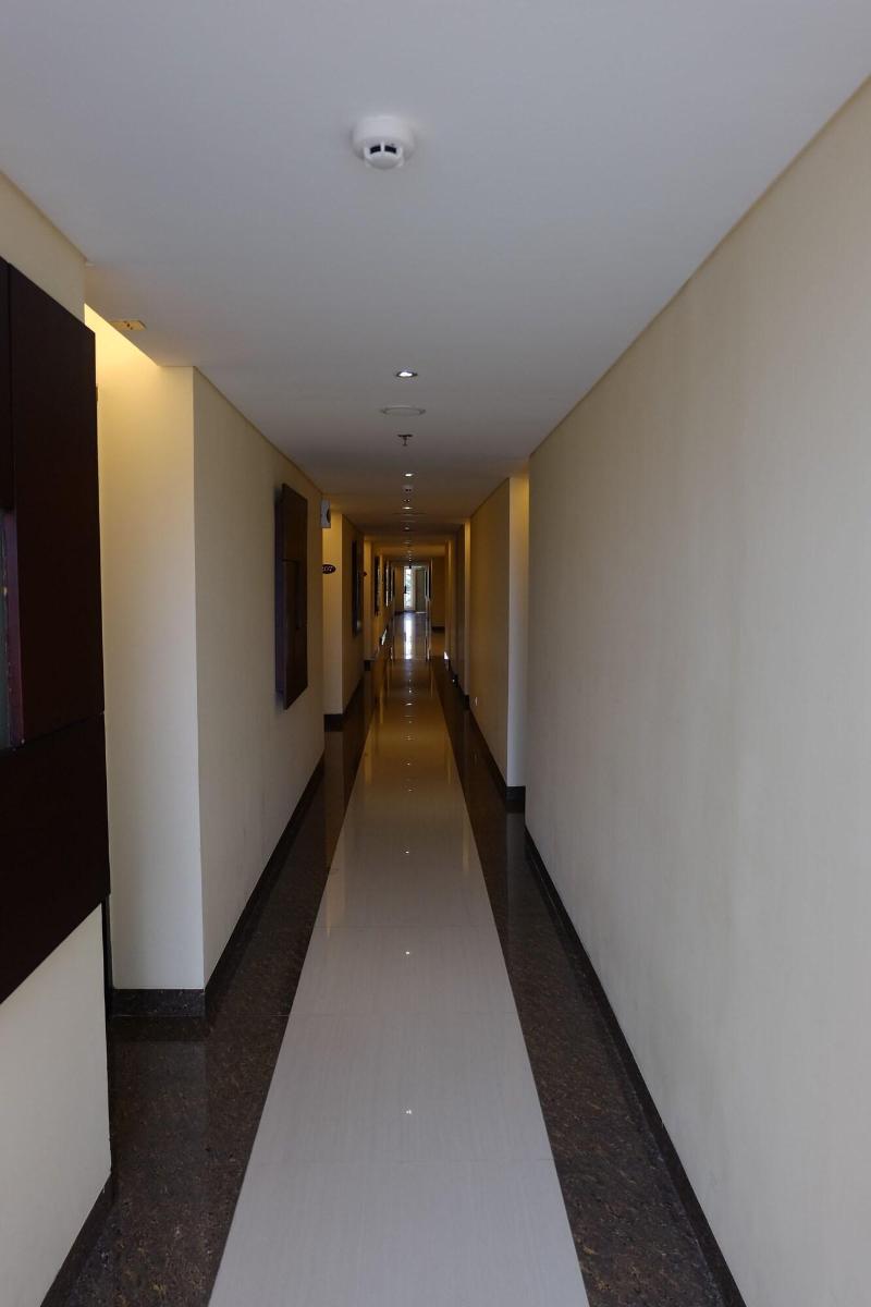Nite & Day Hotel Jakarta Bandengan - Lobi