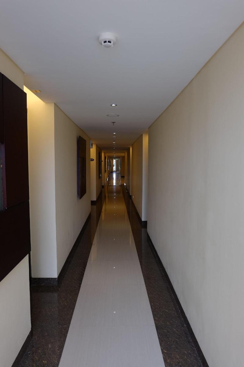 Nite & Day Hotel Jakarta Bandengan - Lobi