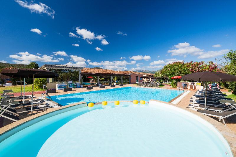 Li Suari Club Village - Havuz
