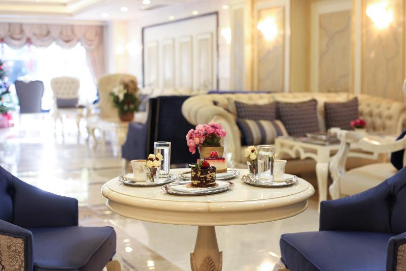 Halifaks Hotel - Lobi