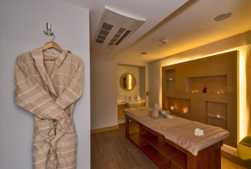 Boursier Hotel - Aktivite