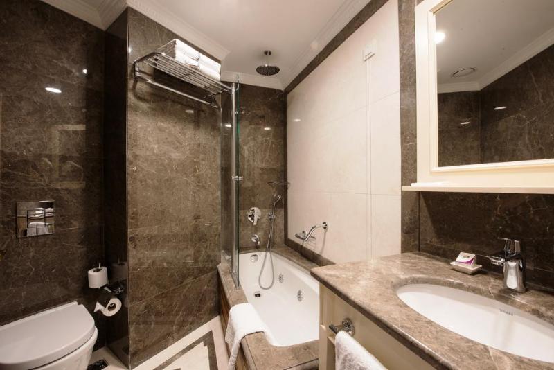 GLK Premier Sea Mansion Suites & Spa - Oda