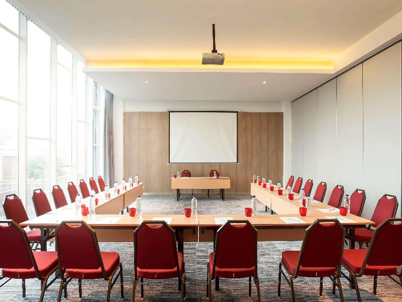 Ibis Makassar City Center - Toplantı