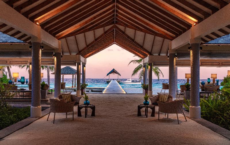NH Collection Maldives Havodda Resort - Lobi