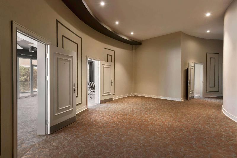Ramada Resort Kazdaglari Thermal and Spa - Toplantı