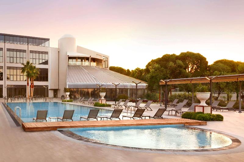 Ramada Resort Kazdaglari Thermal and Spa - Havuz
