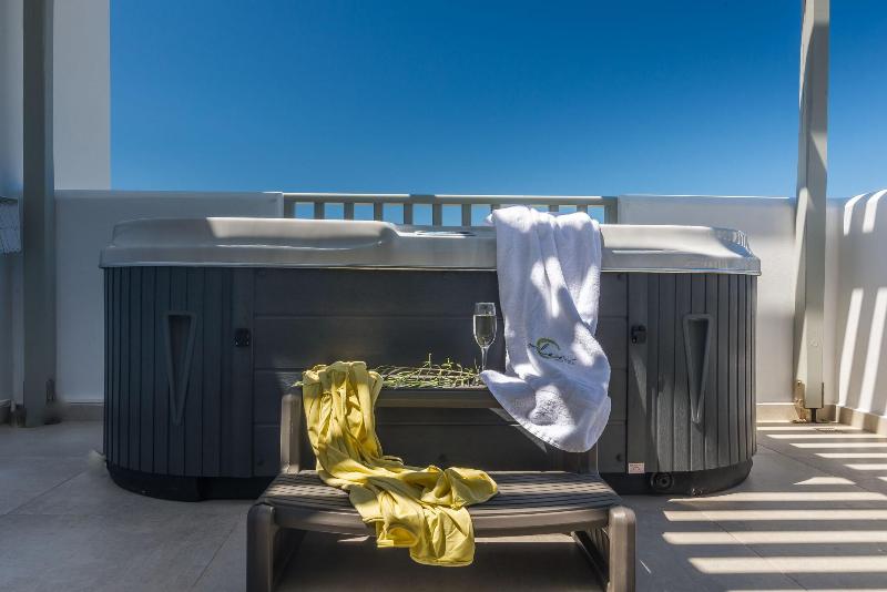 Olea Bay Hotel - Oda
