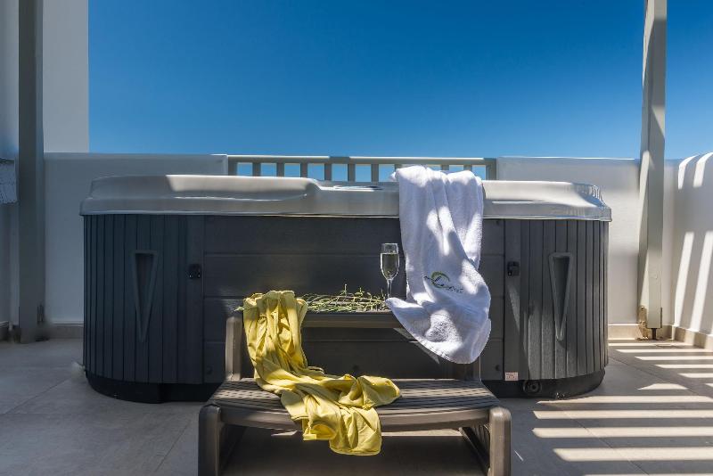 Olea Bay Hotel - Oda