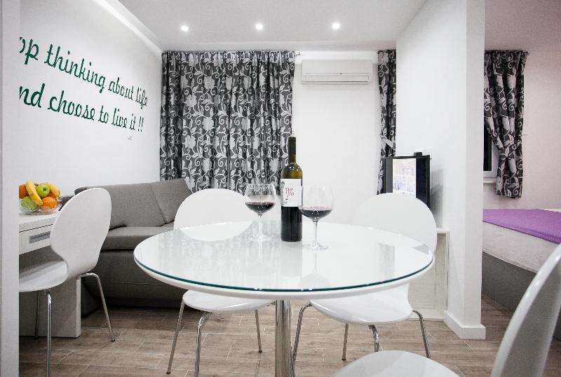 Apartment 4 you in Split - Oda