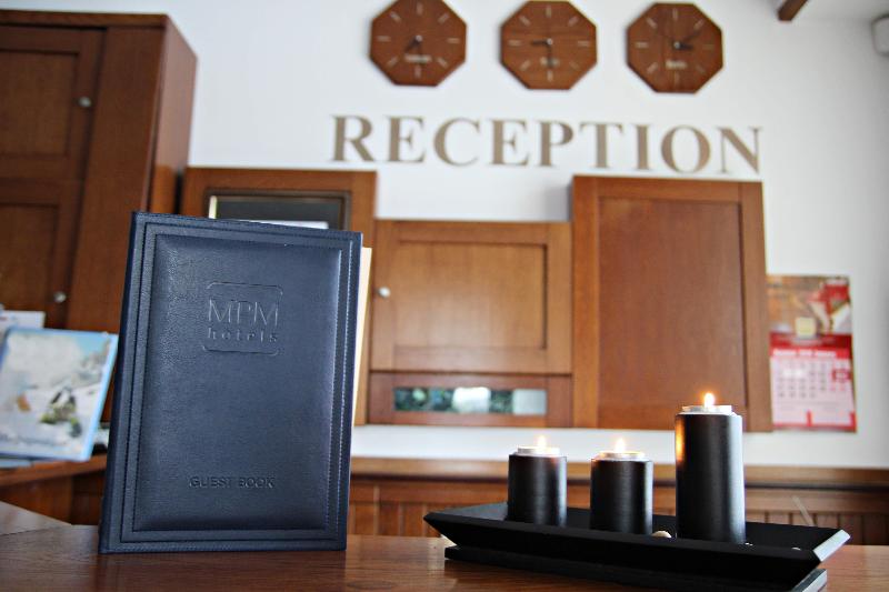MPM Hotel Merryan - Lobi