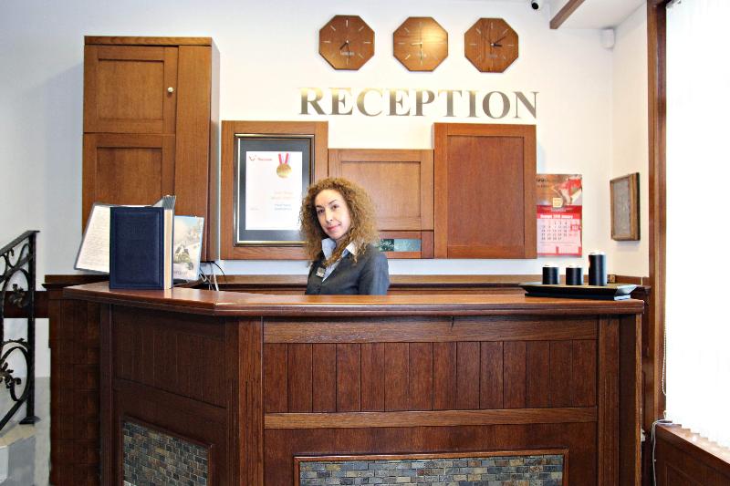 MPM Hotel Merryan - Lobi