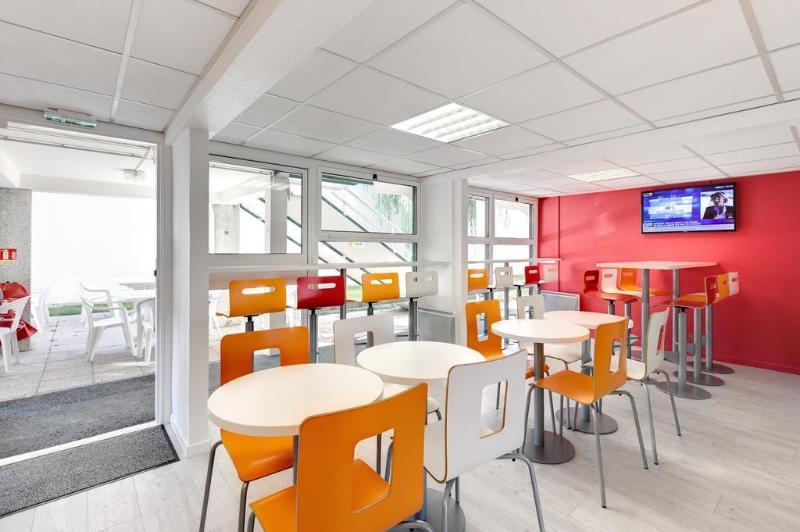 Premiere Classe La Roche Sur Yon - Restoran